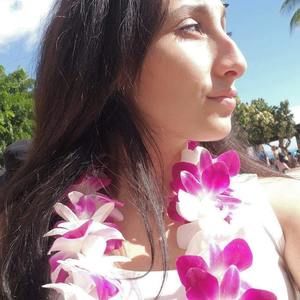 Meet your Posher, Alisha